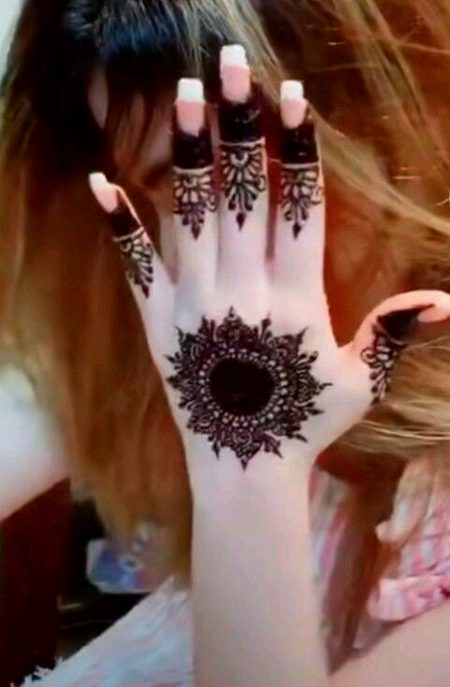 Mehndi Design image