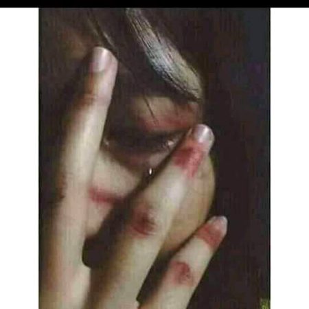 میرے الفاظ پڑھ کر روتے ہو😥
مجھ پاگل پر بیتی ہے میں تو مر جاؤں پھر😔