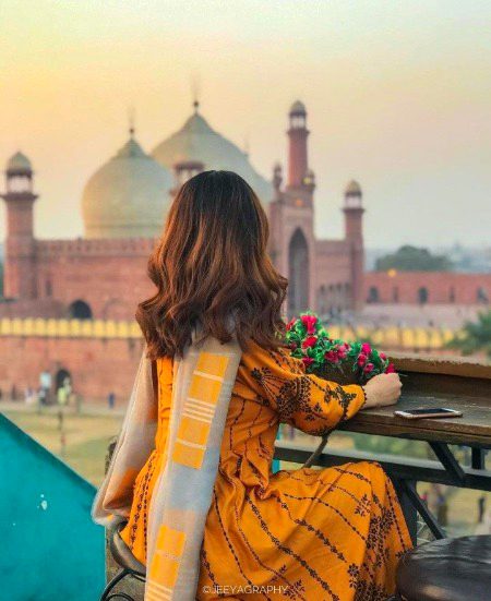 Beautiful People image