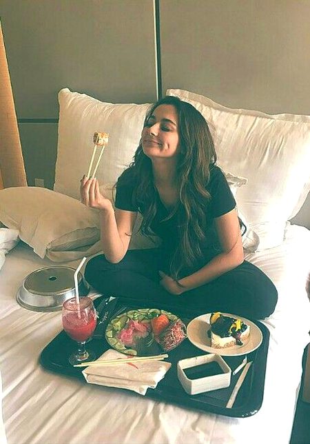 Pakistani Celebs image