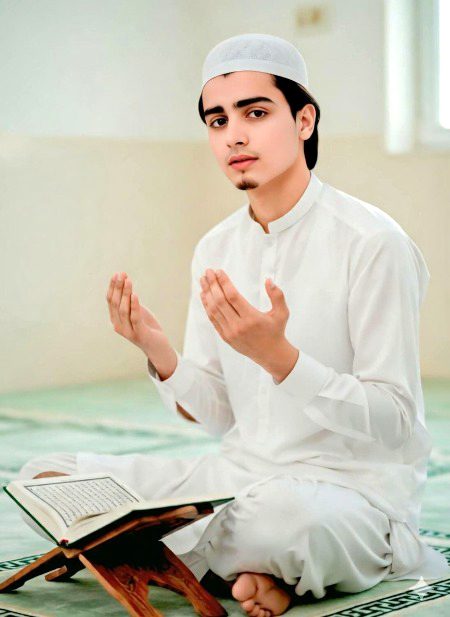 Beautiful People image