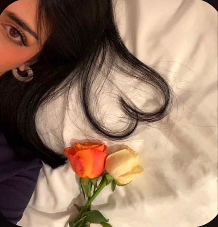 ٹھیک ہے صبر کر لیا میں نے پھر بھی اس شخص کی کمی تو ہے