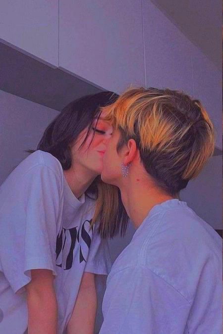 جان تم پر نثار کرتی ہوں.m1💋 میں نہیں جانتی محبت کیا ہے.n5❤