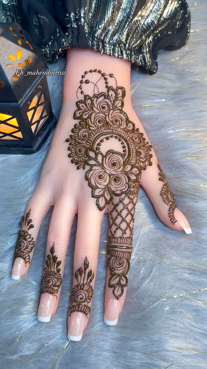 Mehindi design nice