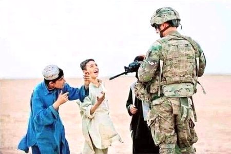 "🔥
تیری بندوق سے جو ڈرتے ہیں وہ اور لوگ ہیں
میں تو پٹھان ہوں میری تاریخ سے دنیا گواہ ہے !!👉🏻
PaThan💪💪💪
