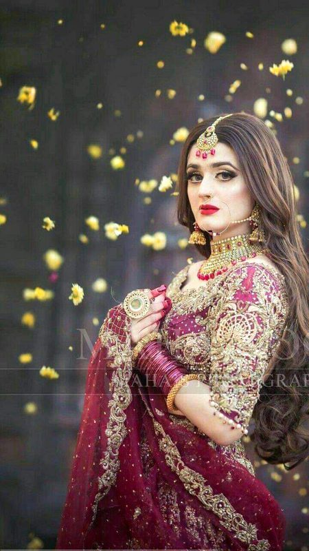 Hira Mani..