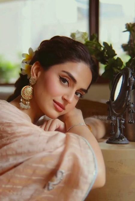 وہ چشم مست کتنی خبردار تھی عدم..
خود ہوش میں رہی ہمیں بدنام کر دیا💔Unzii🥀