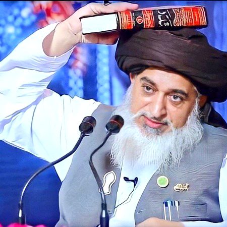 ہم امیر المجاہدین کا شکریہ ادا کرتےہیں کہ اُنہوں نے ہمیں منافقوں کی پہچان کروائی اور ناموس رسالت کا مسئلہ سمجھایا ۔
