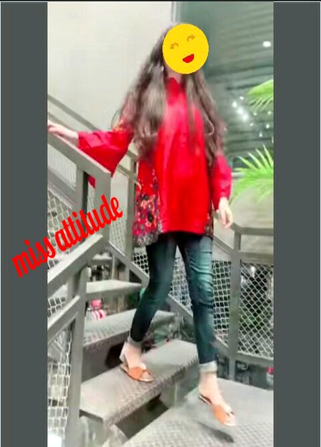 خواب کیا دیکھیں تھکے ہارے لوگ
💔
ایسے سوتے ہیں کہ مر جاتے ہیں..
!!🖤🔥
Khushi💔