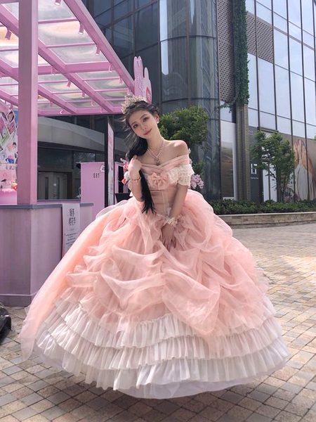 Beautiful People image