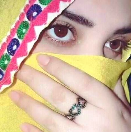 بس تمہارے سوا زمانے میں 
کون کیا ہے ہمیں پتا ہی نہیں