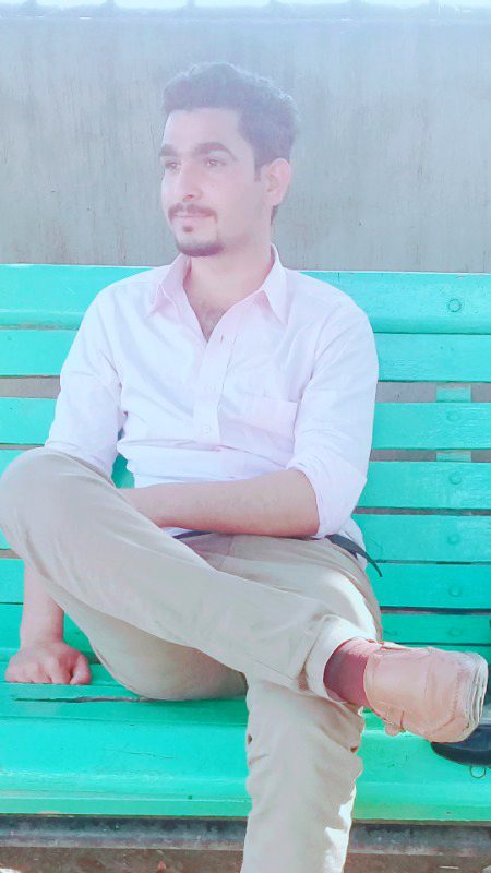 Tum jab aao gi to khoya hua paao gi mujhe...i5
Meri tanhayi main khuwabun k siwa kuch b nahin... ππ’π Miss you naaaa... One old caption