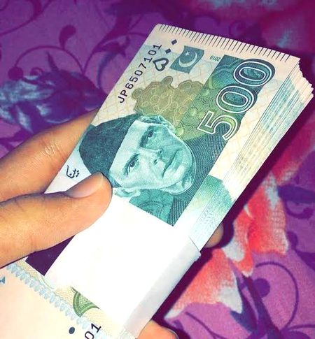 Ye lo sb logon ki eidi