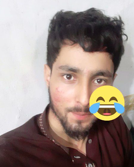 جب چاہوں تُجھے توڑ دوں کھول کر آنکھیں
  اے چٙشمِ اذّیت کے بُرے خواب، لگی شرط؟؟