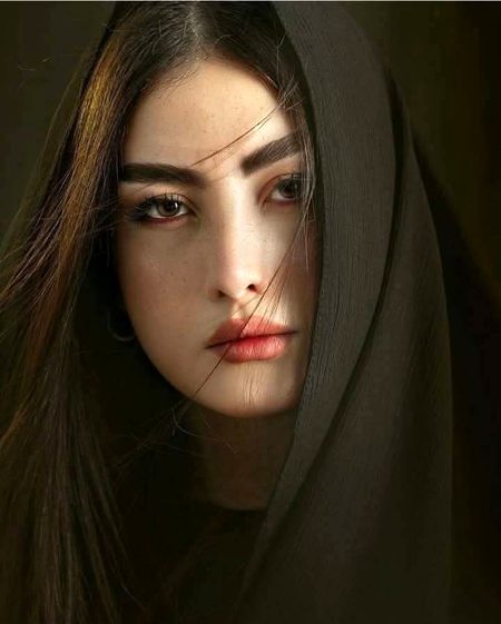 تو" زبر" میں "زیر"سائیاں
تو "حکم" کر میں "پیش" سائیاں💔Unzii🥀