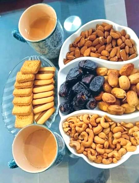 Es time Kuch or mazaa