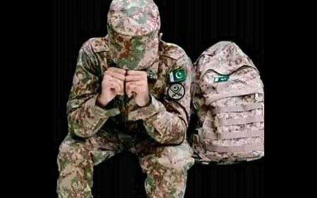 بےوفا سے دوستو دوستی اچھی نہیں ہوتے