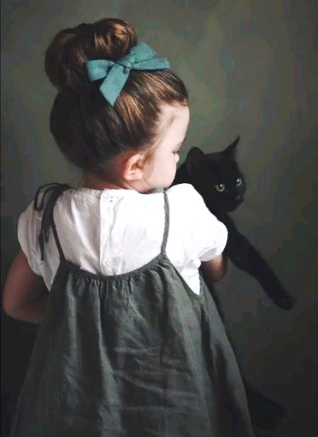 سب اپنی اپنی جگہ ٹھیک تھے
مسئلہ یہ تھا کسی نے ہماری جگہ رہ کر نہیں دیکھا ۔۔۔🖤