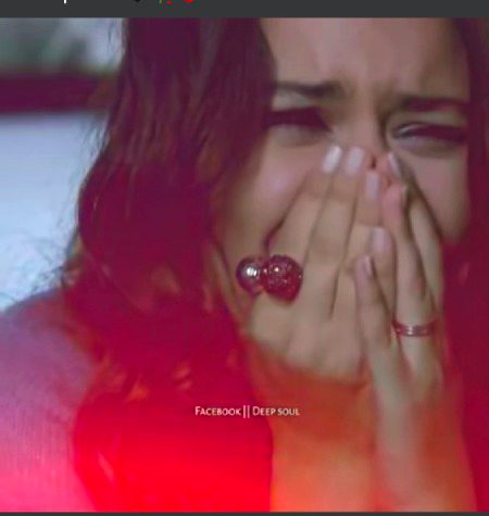 Kisy poochon.h aisa q be zuban saa y jhaan h 💘khushi ky paall khan dhondon.bee nishan saa waqt b yhan h💔 jaany kitny labon.p gilly h zindagi sy kai fasly h .💕