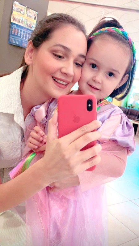 Turkish Celebs image