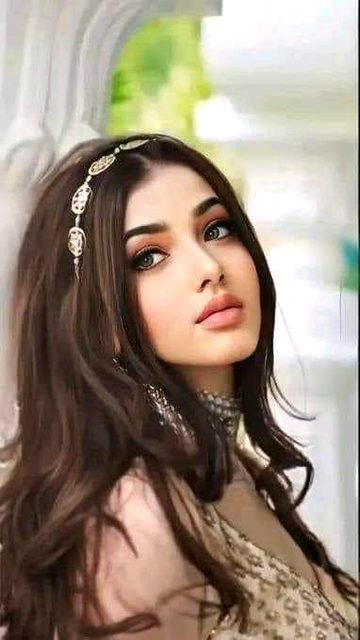 Beautiful People image