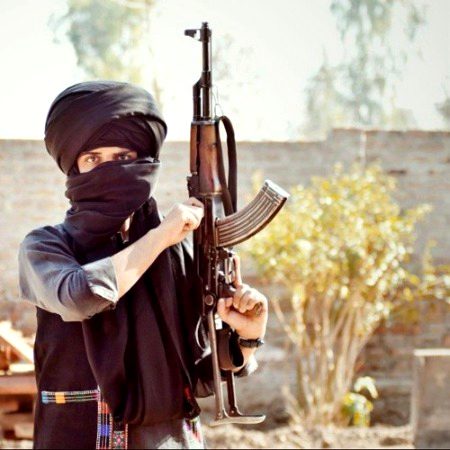 Humara khon may b wafa he aye dost tumhari tara khudgrz nhi hum