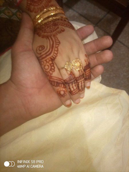 میری دنیا صرف تب تک بے حد خوبصورت ہے جب تک ہم دونوں ساتھ ہیں❤Husband g❤