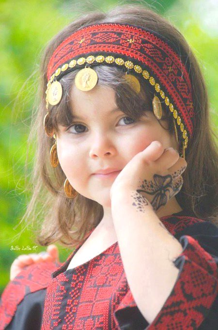 Beautiful People image