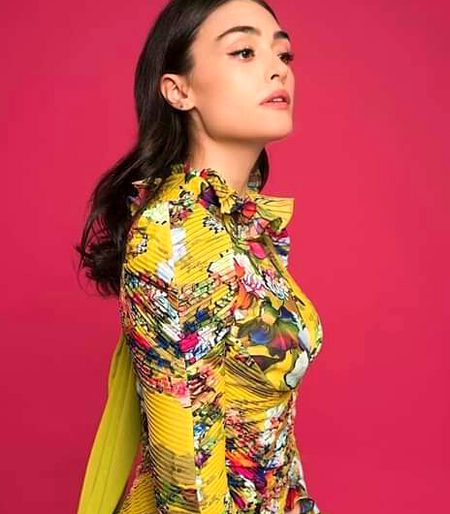 Turkish Celebs image