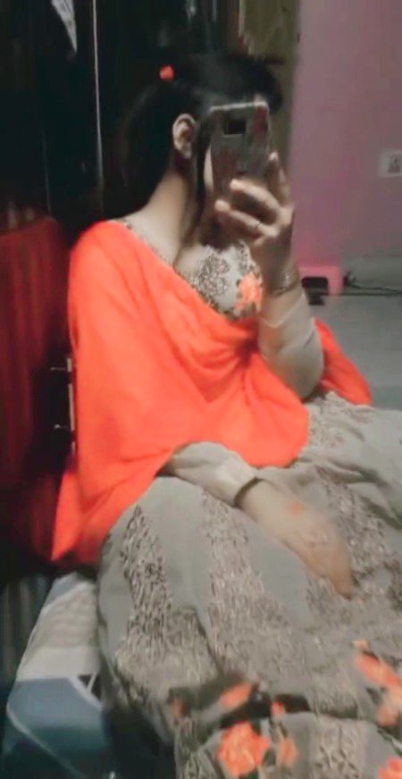 چلو اچھا ہوا اب کے بھی عید تنہا گزری ۔
گلے مل کہ بہت روتے اگر جو تم آجاتے