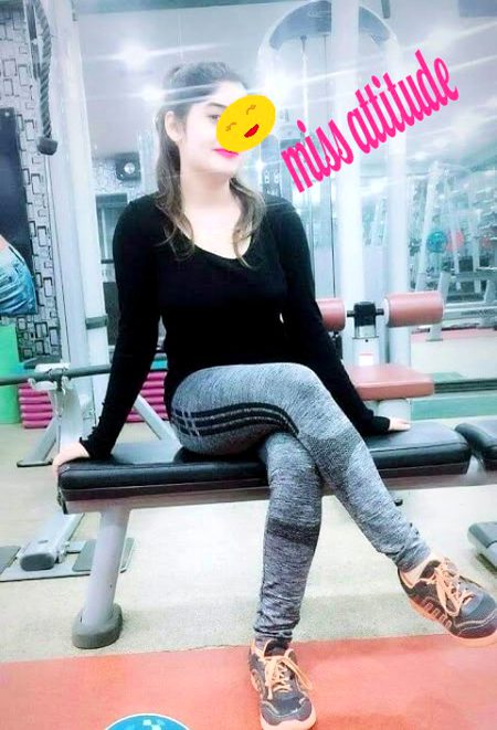 👉tu ne chor dea youn tanha💔jesy waqt se bichra lamha💔maahi wy maahi way😢💔Dekhi Teri khudgarzi😒ik chali na meri marzi💔😢maahi wyy maahi wyyy💔
Khushi💔💘