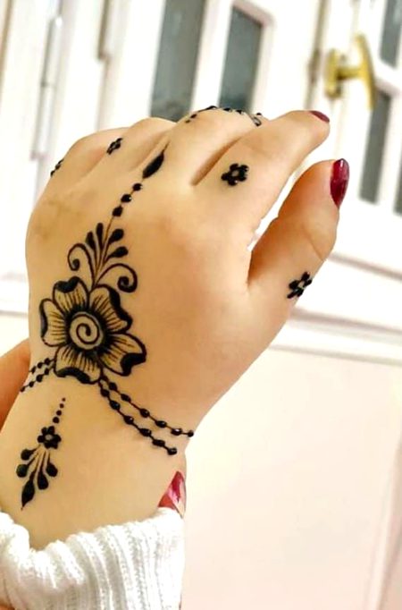Mehndi Design image