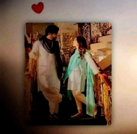 ایک عربی کہاوت۔۔
وعندما اريد إسعاد نفسي أتخيلك معي۔۔
اور جب میں خود کو خوش کرنا چاہتا  ہوں تو 
میں آپ کو اپنے ساتھ تصور کرتا ہوں✨❤️