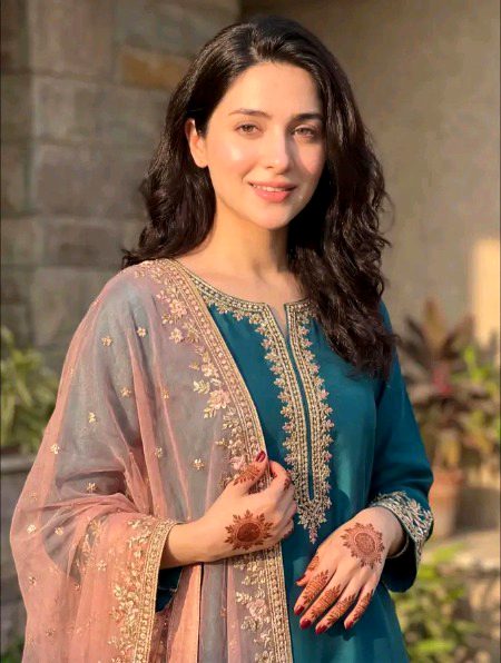 انسان کو اکیلے رہنے کا ہنر آنا چاہیے کیونکہ کہ سپنے اور اپنے کبھی بھی بدل سکتےہیں