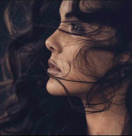 وہ رہ نہ پائے ایک پل بھی میرے بناء🥀
اے خدا تو اس کو میری عادت سی کر دے🔥 Mahii 💔