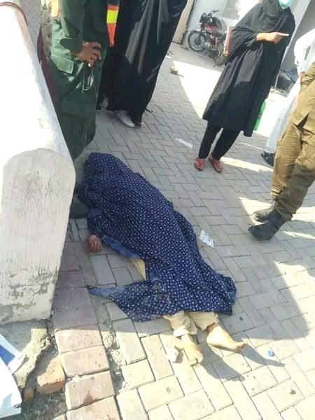 انا للہ و انا الیہ راجعون۔
آج ساہیوال میں بدنصیب قوم کی ایک اور بیٹی آٹا حاصل کرنے کے دوران بھگدر سے فوت ہو گئی ہے۔