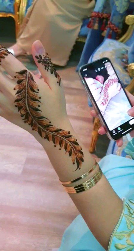 Mehndi Design image