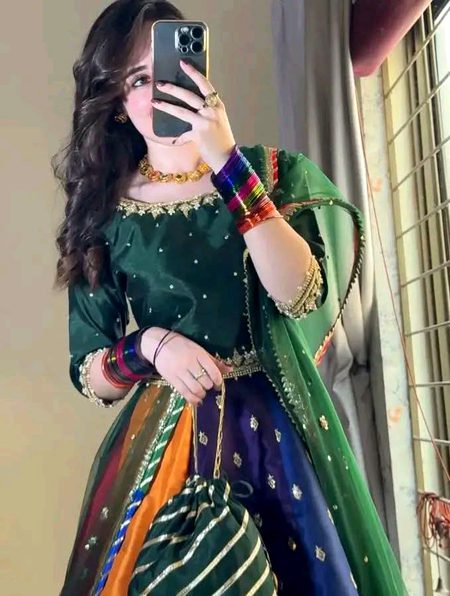 Beautiful People image