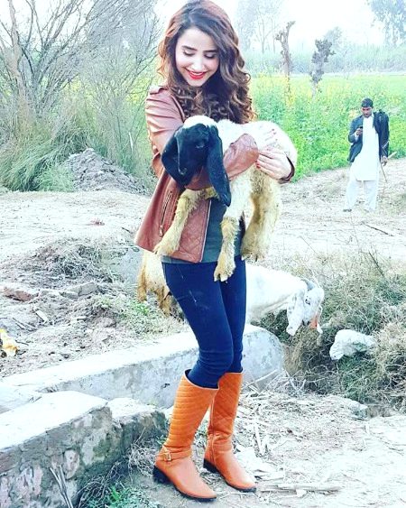 Beautiful People image