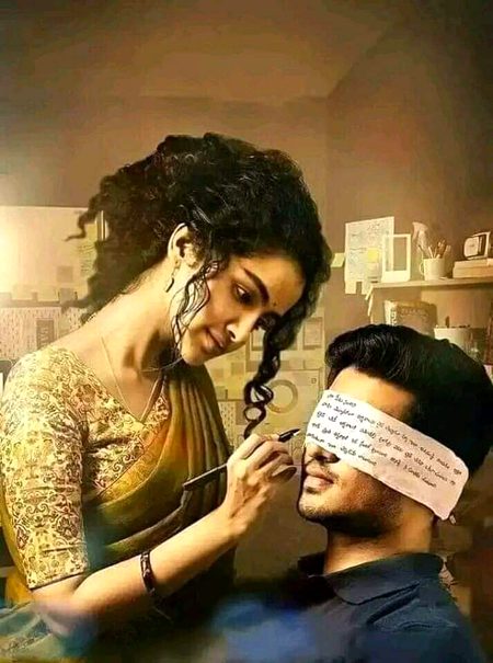 رات  کو  نیند  تک  میسر  نہ  ہوئی مجھ کو...
کسی نے باندھ کر آنکھوں پر خواب لکھ ڈالے