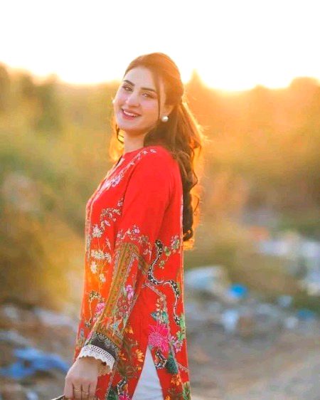 Beautiful People image