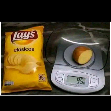 برگرز بچے سو روپیے کا  آدھا آلو کھا کر خود کو کول سمجھتے ہیں۔ 🤦