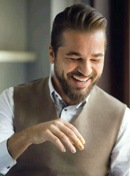 Turkish Celebs image