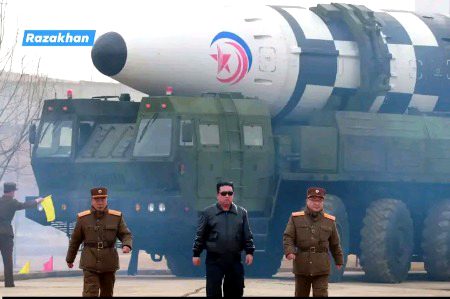 مجھے لگتا ہے میں میزا ئلو ں کے سا تھ تصو یر یں بنوانے کے لیے پیدا ہو ا ہو ں۔ ببلو جی جذ با ت پر قا بو نہ کر سکے اور یہ کہتے ہو ۓ رو پڑے۔🥹🙄