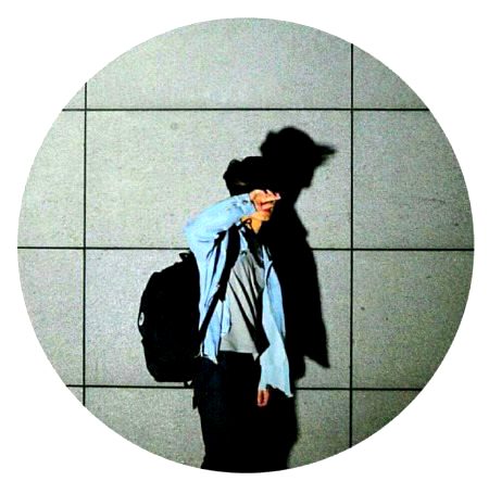 محبتوں میں دکھاوے کی دوستی نہ ملا اگر گلے نہیں ملتا تو ہاتھ بھی نہ ملا - 🖖 -