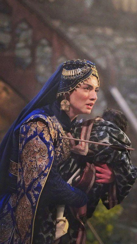 Turkish Celebs image