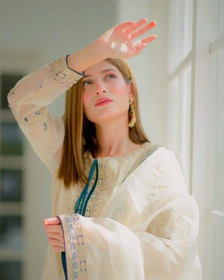 Beautiful People image