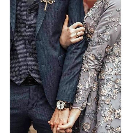 وہ اک پل ہی کافی ہے جس میں تم شامل ہو
 اس پل سے زیادہ تو زندگی کی خواہش ہی نہیں مجھے😒😘😉😍💕