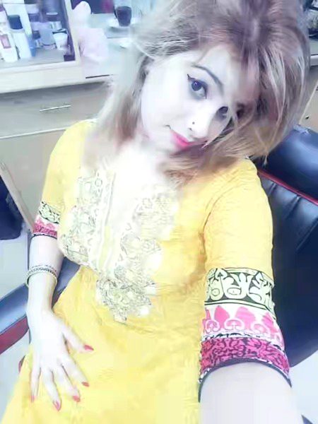 تیرے لمس کی حدت سے مہک جاتے ہیں
تجھے پاس پا کر بہک جاتے ہیں