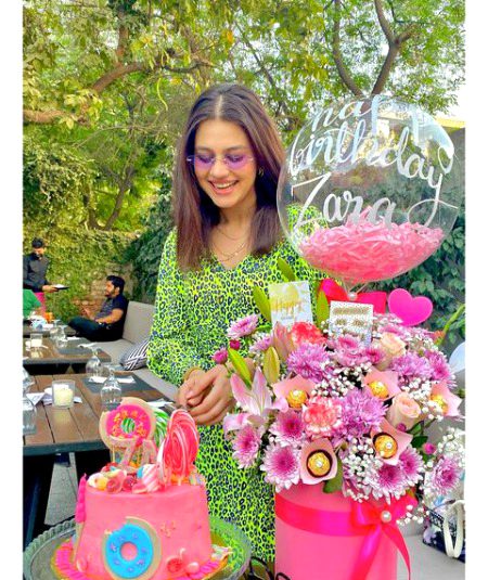Pakistani Celebs image